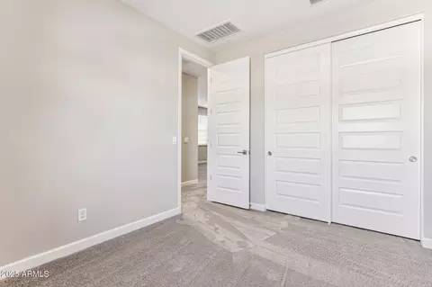 5823 E Covey Ln, Phoenix, AZ 85054 photo 20
