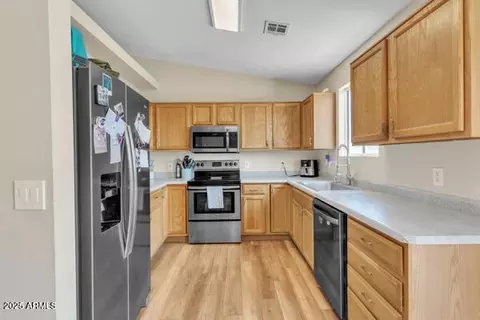 Kitchen - 138 N Signal Butte Rd, Apache Junction, AZ 85120 photo 2 of 2