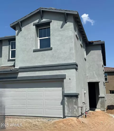 5814 E Zachary Dr, Phoenix, AZ 85054