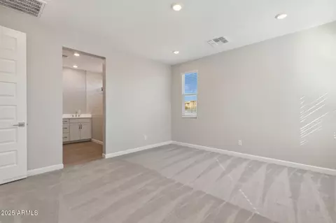 5829 E Zachary Dr, Phoenix, AZ 85054 photo 12
