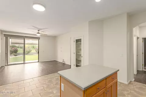 2423 E Fremont Rd, Phoenix, AZ 85042 photo 17