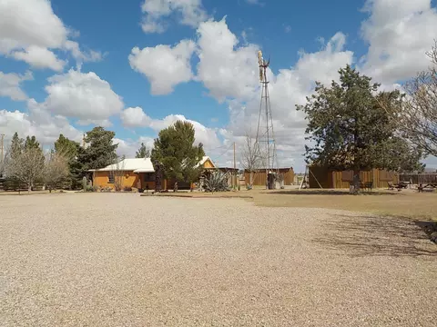 10023 N Bell Rd, Elfrida, AZ 85610