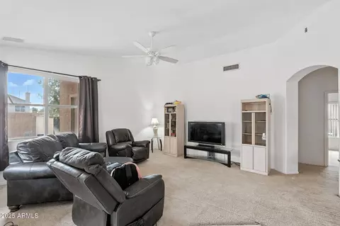 165 S Quartz St, Gilbert, AZ 85296 photo 5