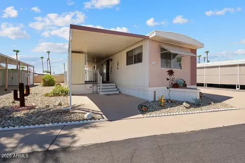10220 E Apache Trl #16, Apache Junction, AZ 85120