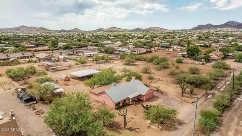 1032 E Cloud Rd, Phoenix, AZ 85086