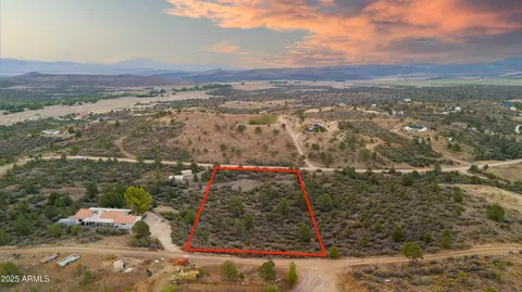 17455 S Thunder Ridge Dr #93, Peeples Valley, AZ 86332