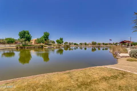 View/Area - 9422 E Static Ave, Mesa, AZ 85212 photo 4 of 49