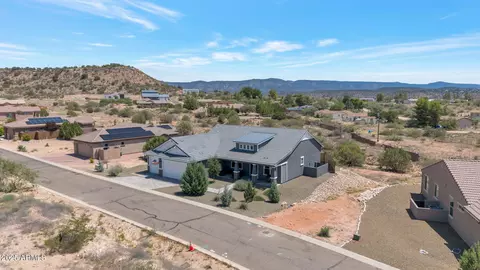 6025 N Hanover Ct, Rimrock, AZ 86335