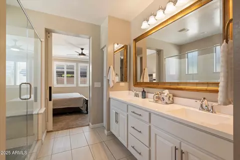Bath - 3887 E Bart St, Gilbert, AZ 85295 photo 2 of 4