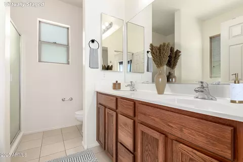 Bath - 3903 E Branham Ln, Phoenix, AZ 85042 photo 3 of 6