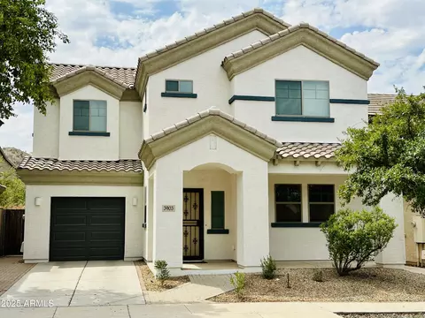 3903 E Branham Ln, Phoenix, AZ 85042