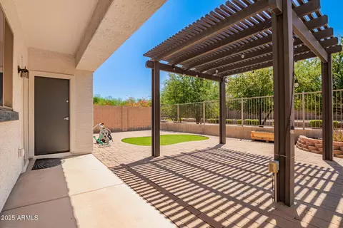 Exterior - 3903 E Branham Ln, Phoenix, AZ 85042 photo 4 of 5