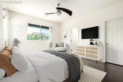 Bedroom - 3903 E Branham Ln, Phoenix, AZ 85042 photo 1 of 5