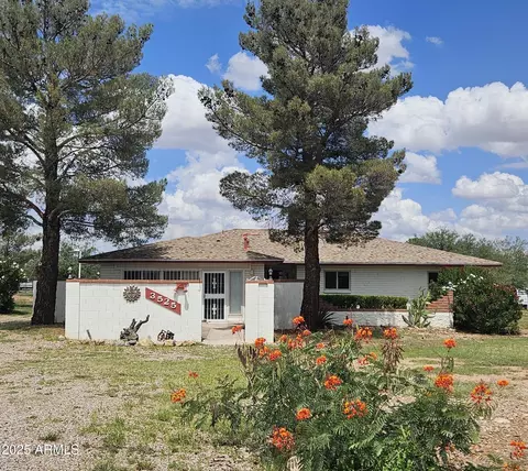 3525 E Navaho St, Sierra Vista, AZ 85650