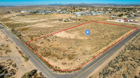 350 E Bisnaga St #1, Casa Grande, AZ 85122
