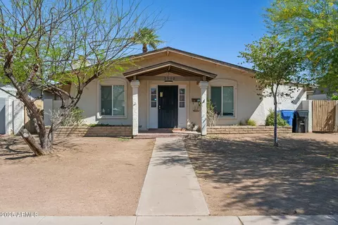 2306 W Laurel Ln, Phoenix, AZ 85029