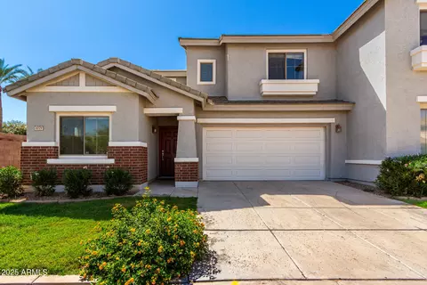 1079 E Iris Dr, Chandler, AZ 85286