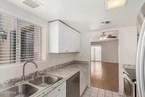 Kitchen - 1165 E Beryl Ave, Phoenix, AZ 85020 photo 2 of 3