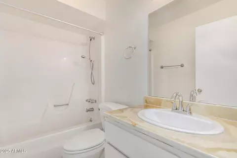 Bath - 1165 E Beryl Ave, Phoenix, AZ 85020 photo 2 of 2