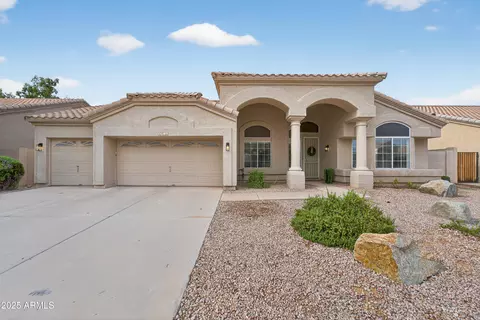 5910 W Orchid Ln, Chandler, AZ 85226