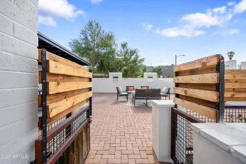 Exterior - 1121 E Townley Ave, Phoenix, AZ 85020 photo 4 of 12