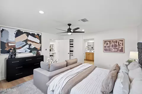 Bedroom - 1121 E Townley Ave, Phoenix, AZ 85020 photo 1 of 3