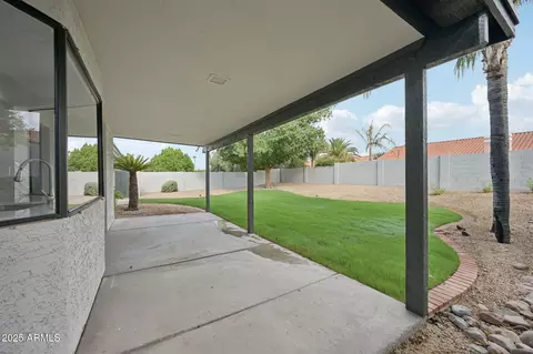 810 E Meadow Ln, Phoenix, AZ 85022 photo 46