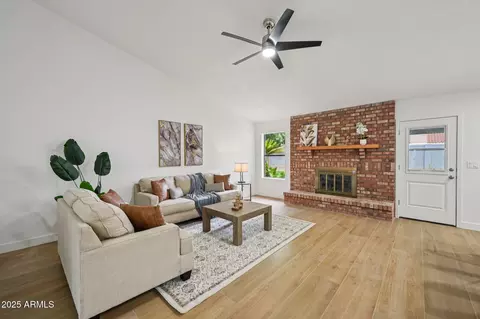 810 E Meadow Ln, Phoenix, AZ 85022 photo 38