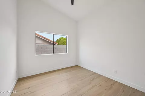 810 E Meadow Ln, Phoenix, AZ 85022 photo 17