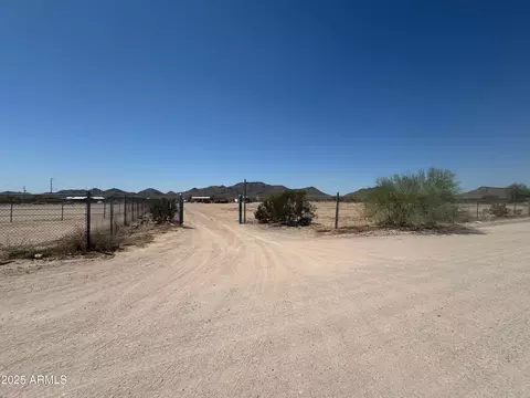 56163 W Papago Rd W, Maricopa, AZ 85139