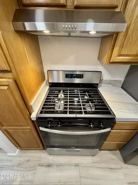 Kitchen - 1622 E Campbell Ave #T, Phoenix, AZ 85016 photo 4 of 5