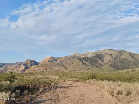 tbd W Dreamcatcher Way #-, Cochise, AZ 85606