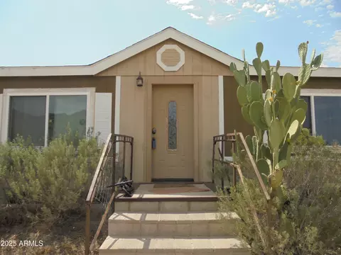 34396 N Lazy Loop, Queen Creek, AZ 85142