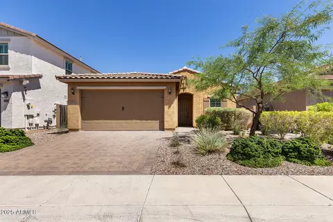 1816 W Spur Dr, Phoenix, AZ 85085