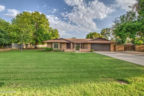 10517 W Earll Dr, Avondale, AZ 85392