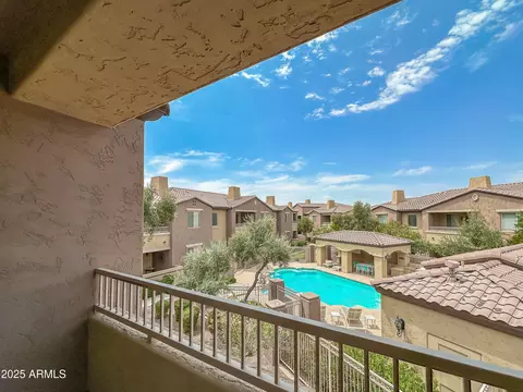 250 W Queen Creek Rd #249, Chandler, AZ 85248
