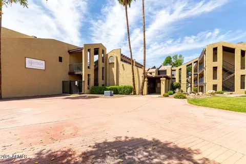 461 W Holmes Ave #224, Mesa, AZ 85210