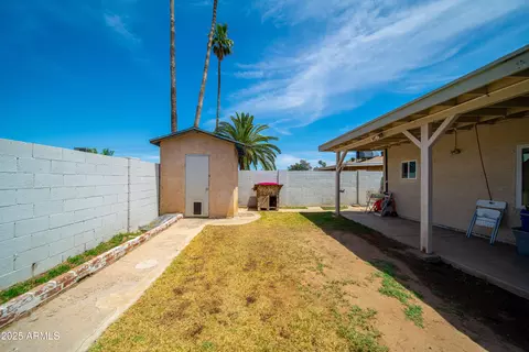 Exterior - 4544 E Nancy Ln, Phoenix, AZ 85042 photo 5 of 5