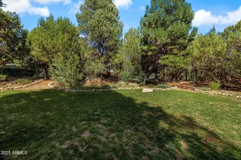 2231 Eagle Ln, Overgaard, AZ 85933 photo 28