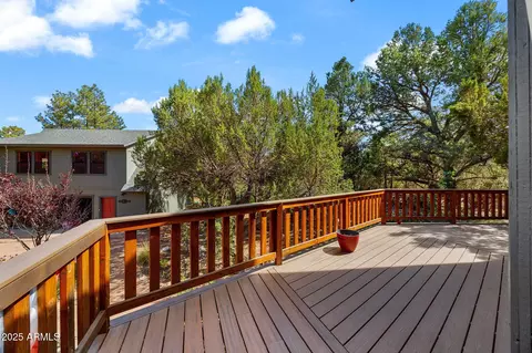 2231 Eagle Ln, Overgaard, AZ 85933 photo 25