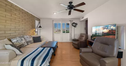 Living - 3501 E Coronado Rd, Phoenix, AZ 85008 photo 2 of 2