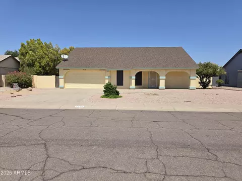 7814 W Paradise Dr, Peoria, AZ 85345