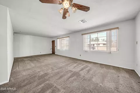 Living - 2337 W Diana Ave, Phoenix, AZ 85021 photo 1 of 3