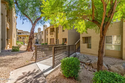 1880 E Morten Ave #213, Phoenix, AZ 85020 photo 15