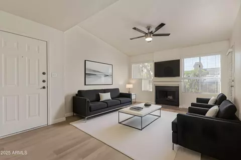 1880 E Morten Ave #213, Phoenix, AZ 85020 photo 2