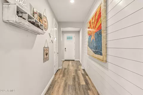 Entry Way - 5025 E Gary St, Mesa, AZ 85205 photo 2 of 3
