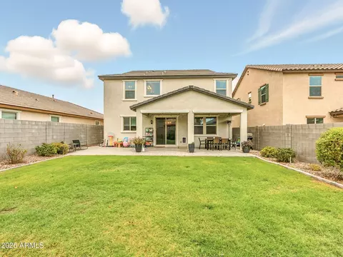 Exterior - 5018 E Greenway St, Mesa, AZ 85205 photo 7 of 13