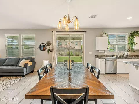 Dining - 5018 E Greenway St, Mesa, AZ 85205 photo 2 of 2