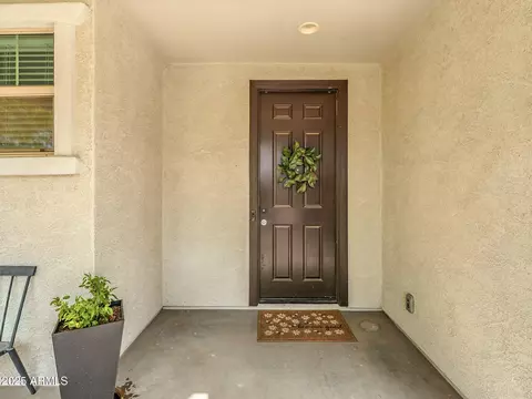 Exterior - 5018 E Greenway St, Mesa, AZ 85205 photo 4 of 13