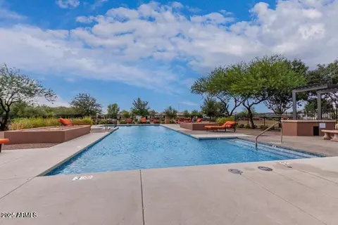 Exterior - 5018 E Greenway St, Mesa, AZ 85205 photo 11 of 13